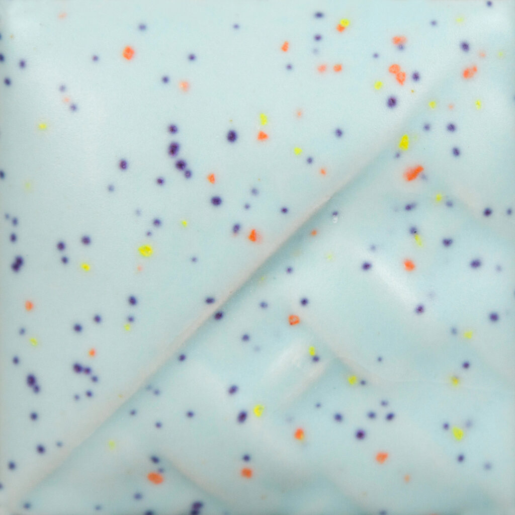 Mayco Stoneware SW-232 Baby Blue Speck